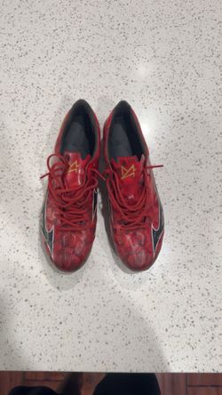 Mizuno Alpha Elite