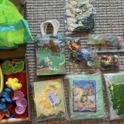 New Dinosaur Party Supplies