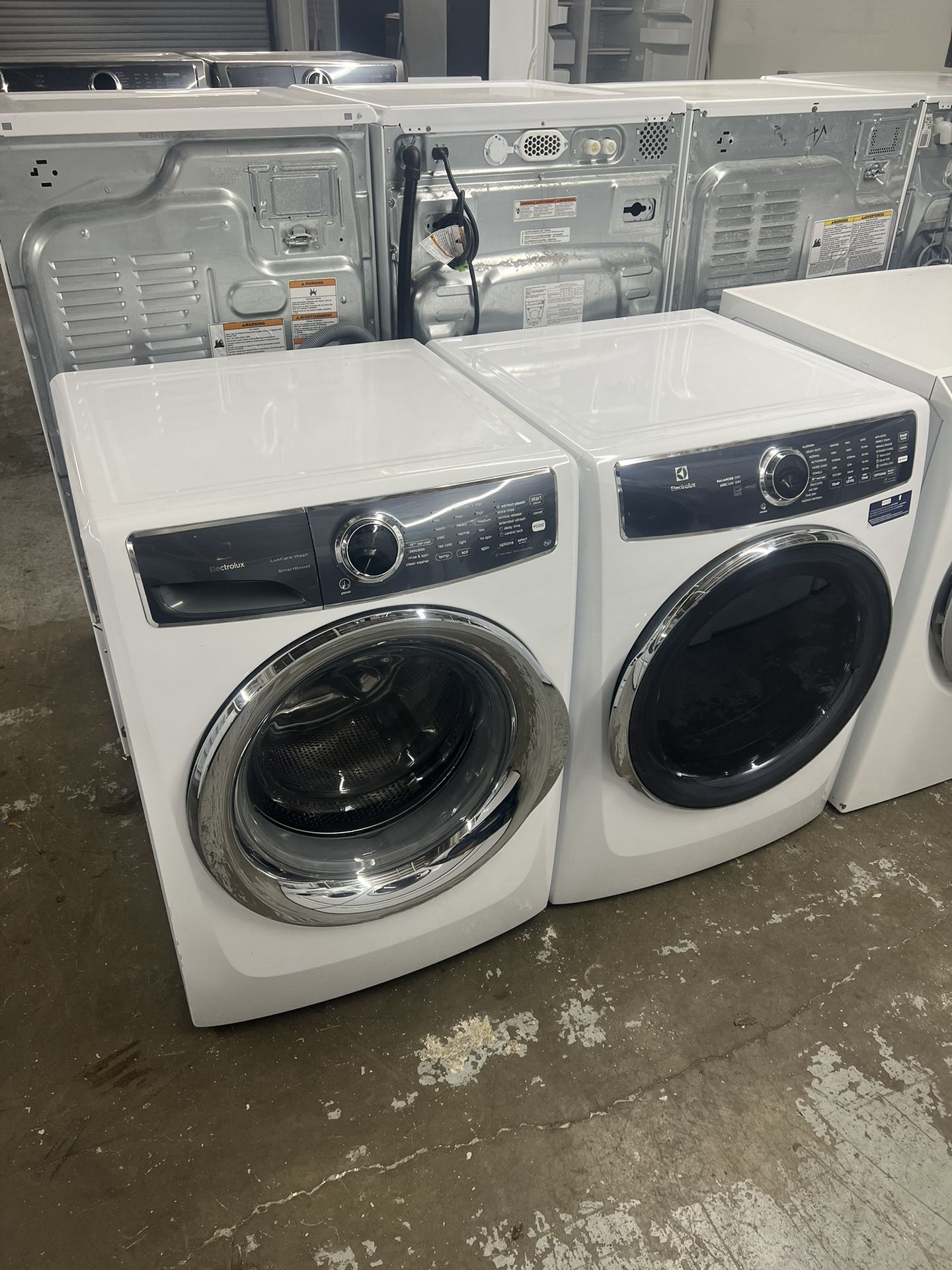 XXL Electrolux Used Washer & New Dryer w Steam 