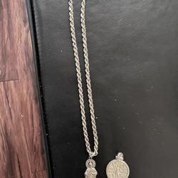 Sterling silver Chain And Extra Pendant