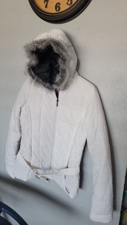 NICE LARGE VANS  WHITE JACKET/ COAT 