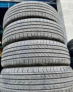 225 65 17 Continental Tires Con 80% de Vida Las 4