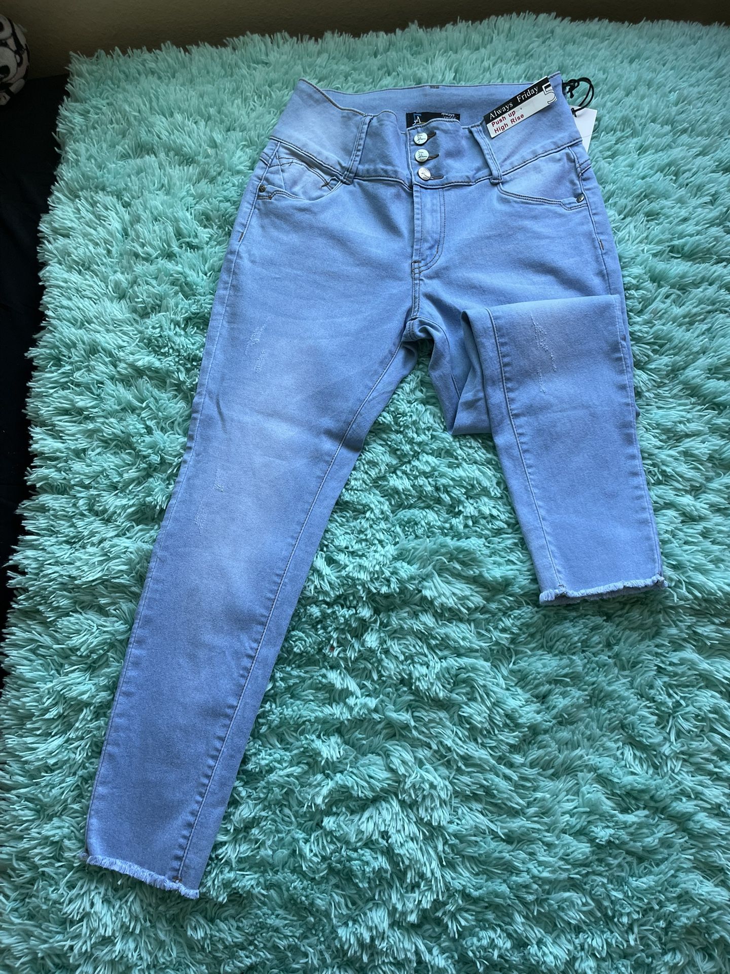 New Women’s Jeans Size 11