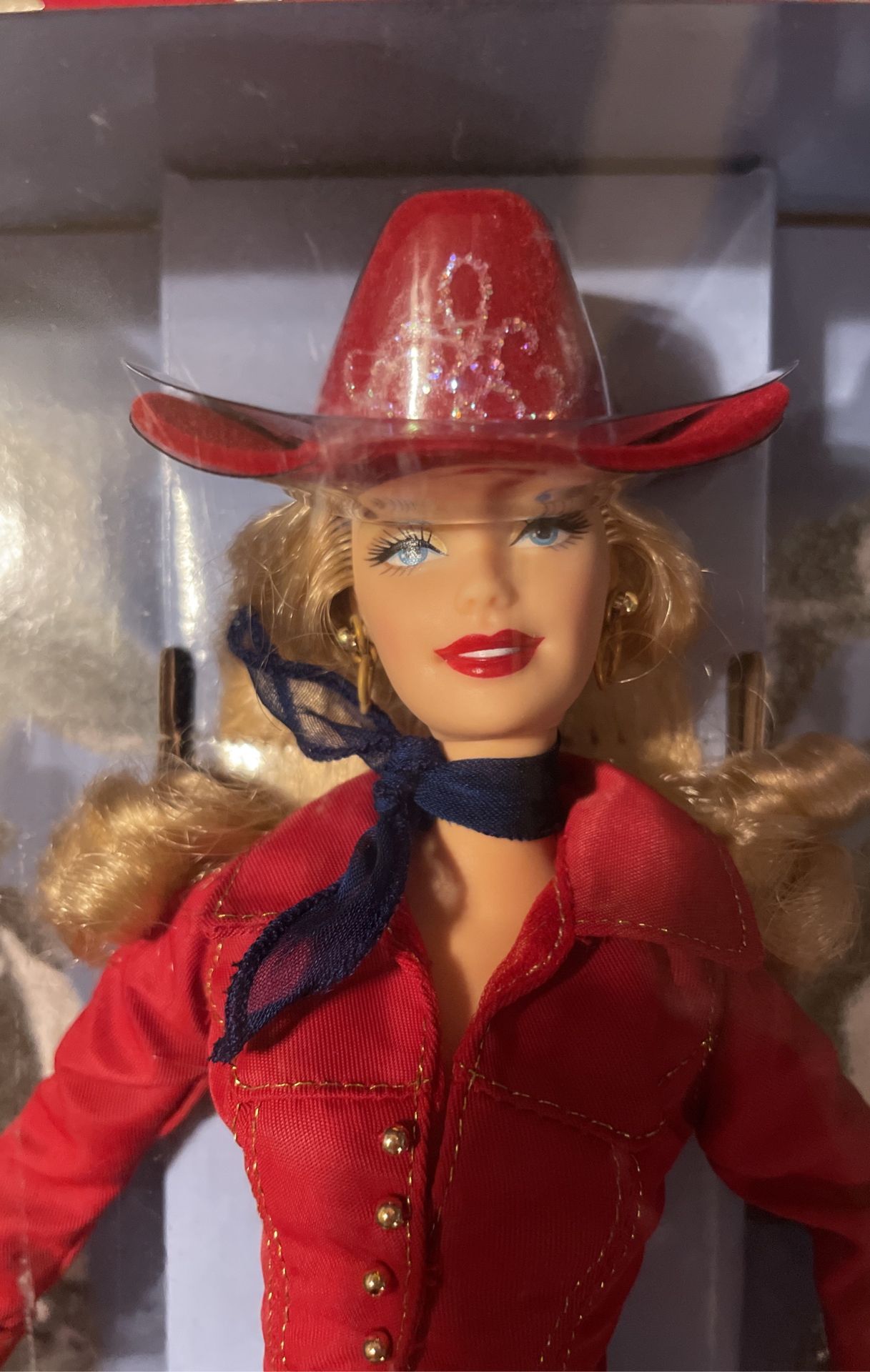 Barbie Collector Edition: Western Chic Barbie Doll (2001 Mattel) - Denim & Red Cowboy Hat - View #4