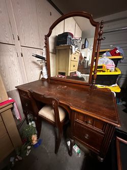 Gorgeous antique vanity