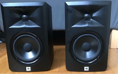 JBL 305P MkII Studio Monitors – Pair (Like New)