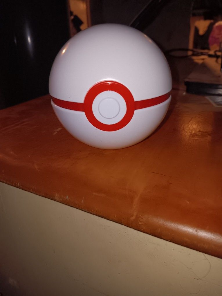 Pokémon Ball