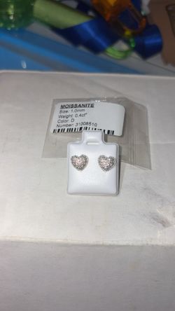 Women Moissanite earrings