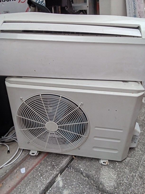 AC Unit