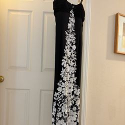 Black With White Flowers Beads Dress