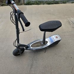 Razor E300S 24V Seated Electric Scooter - Used