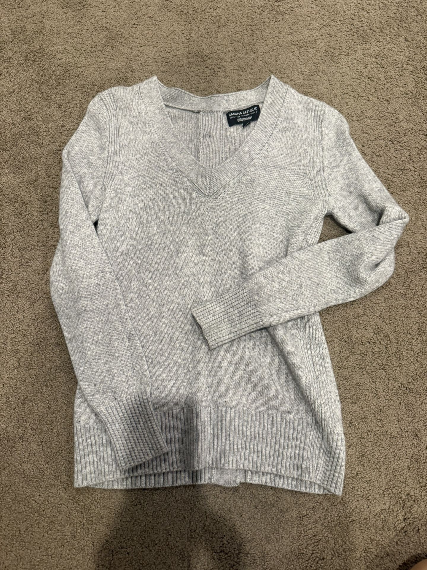 Banana Republic Sweater 