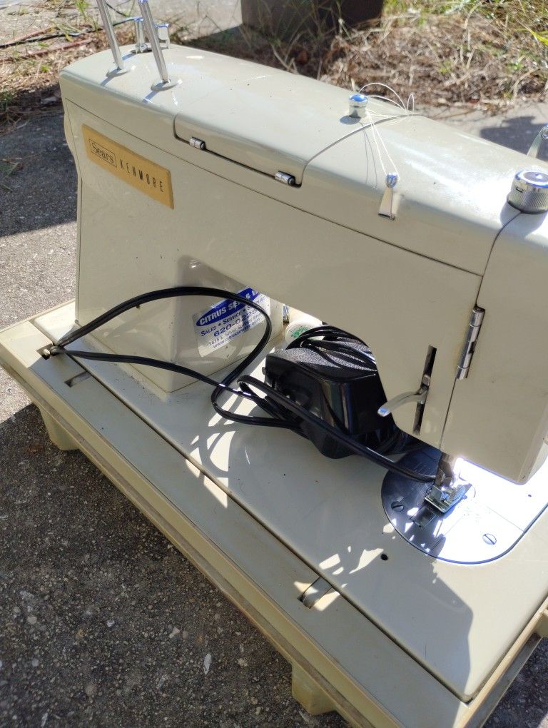 Sears Zig Zag Sewing Machine