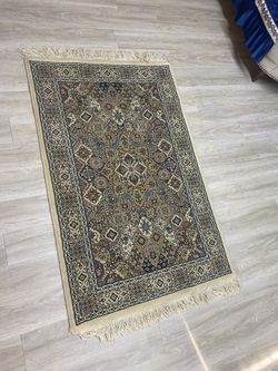 Carpet / 2 / 