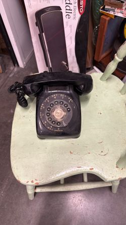 Old rotary phone