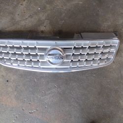 Parrilla De Nissan Altima 2006
