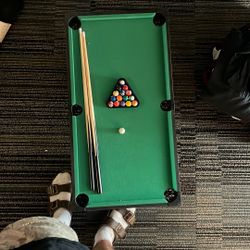 Mini Pool Table 