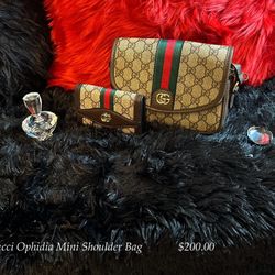 Handbags 