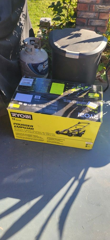 Ryobi Electrical 13 in Lawn Mower