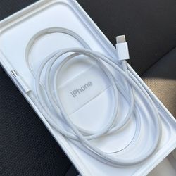 Apple C port cable charger