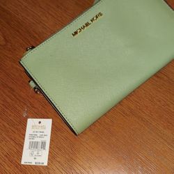 Michael Kors Jet Set Travel Large Double Zip $35