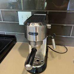 Delonghi dedica Espresso Machine
