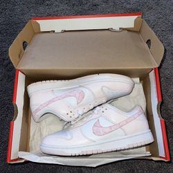 Pink Paisley Dunks 🌸