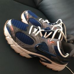Nikes 7.5 Men