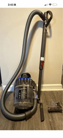 Dyson DC23 Turbinehead Canister Vacuum Cleaner Works. (No Head) With Small Head