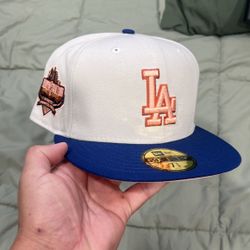 Los Angeles Dodger New Era Hat Size 7 3/8