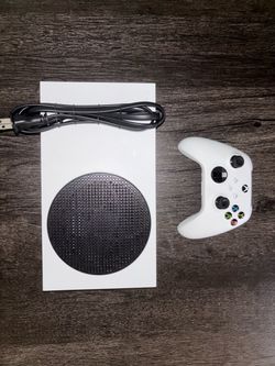 Xbox Series S 512GB w/ Controller and Power Cord