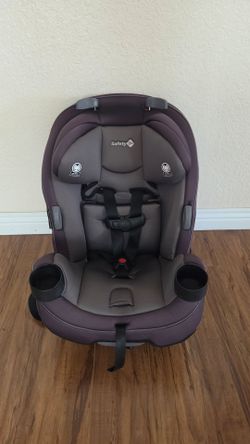 Safety 1st Convertible Car Seat ( Price Firm!)