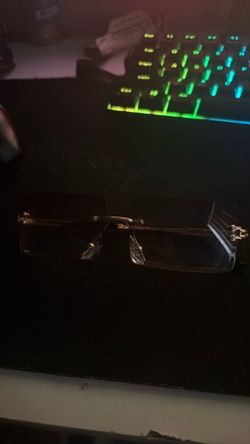 glasses