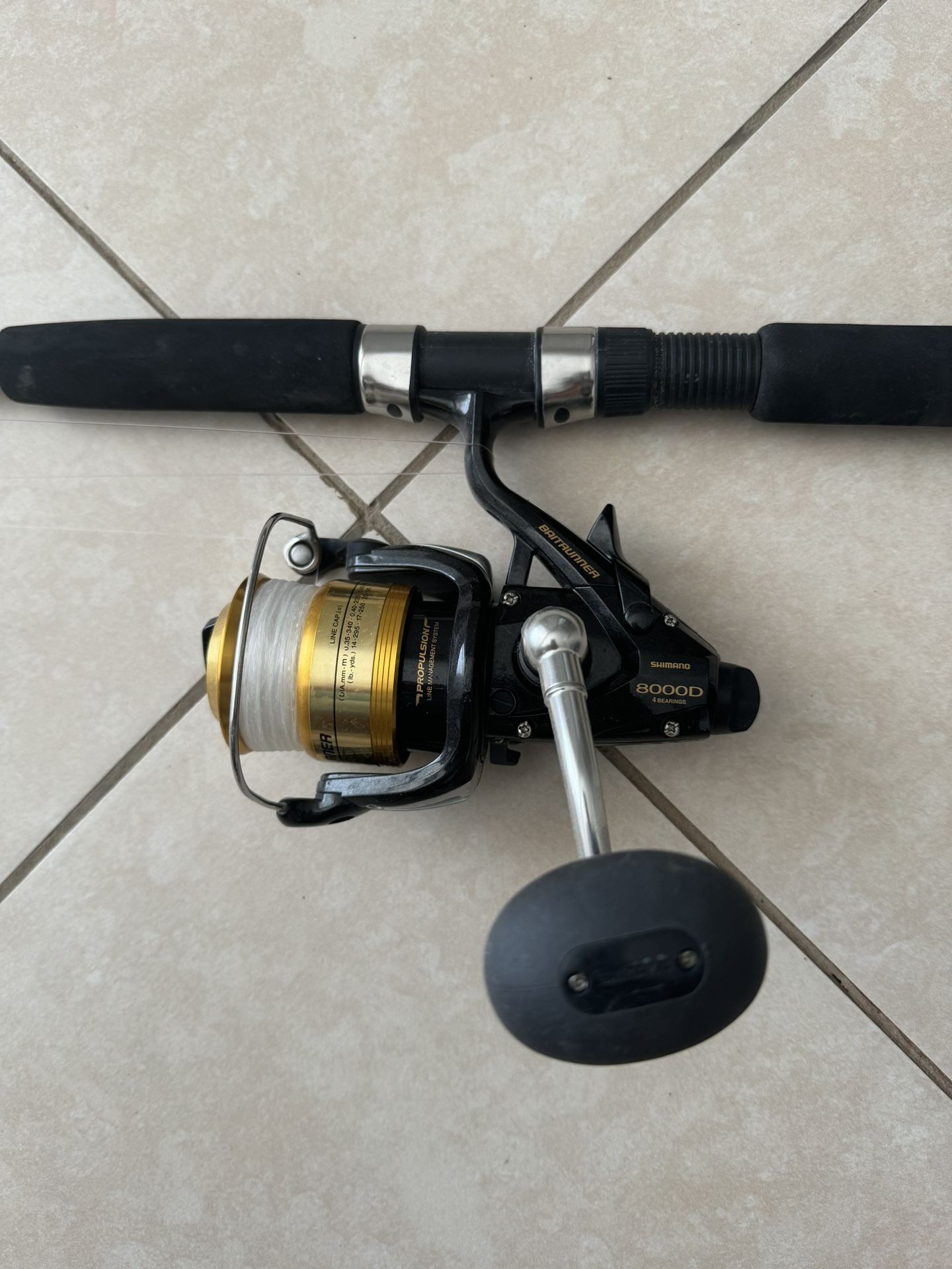 Rod and Reel Combo Shimano Baitrunner 8000D