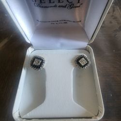 Diamond earrings