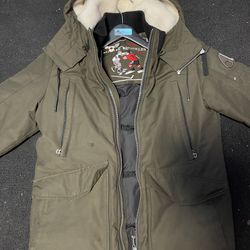 Moose Knuckle Parka Size Medium Army Green Trades Accepted
