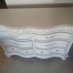Disney Princess Fairytale White 6 Drawer Dresser
