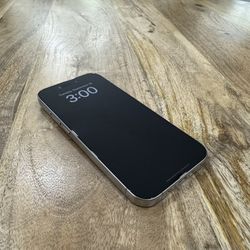Natural Titanium iPhone 15 Pro 128gb