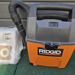 Ridgid 3 Gal 3.5 Peak HP handheld Vacuum Wet Dry Vac