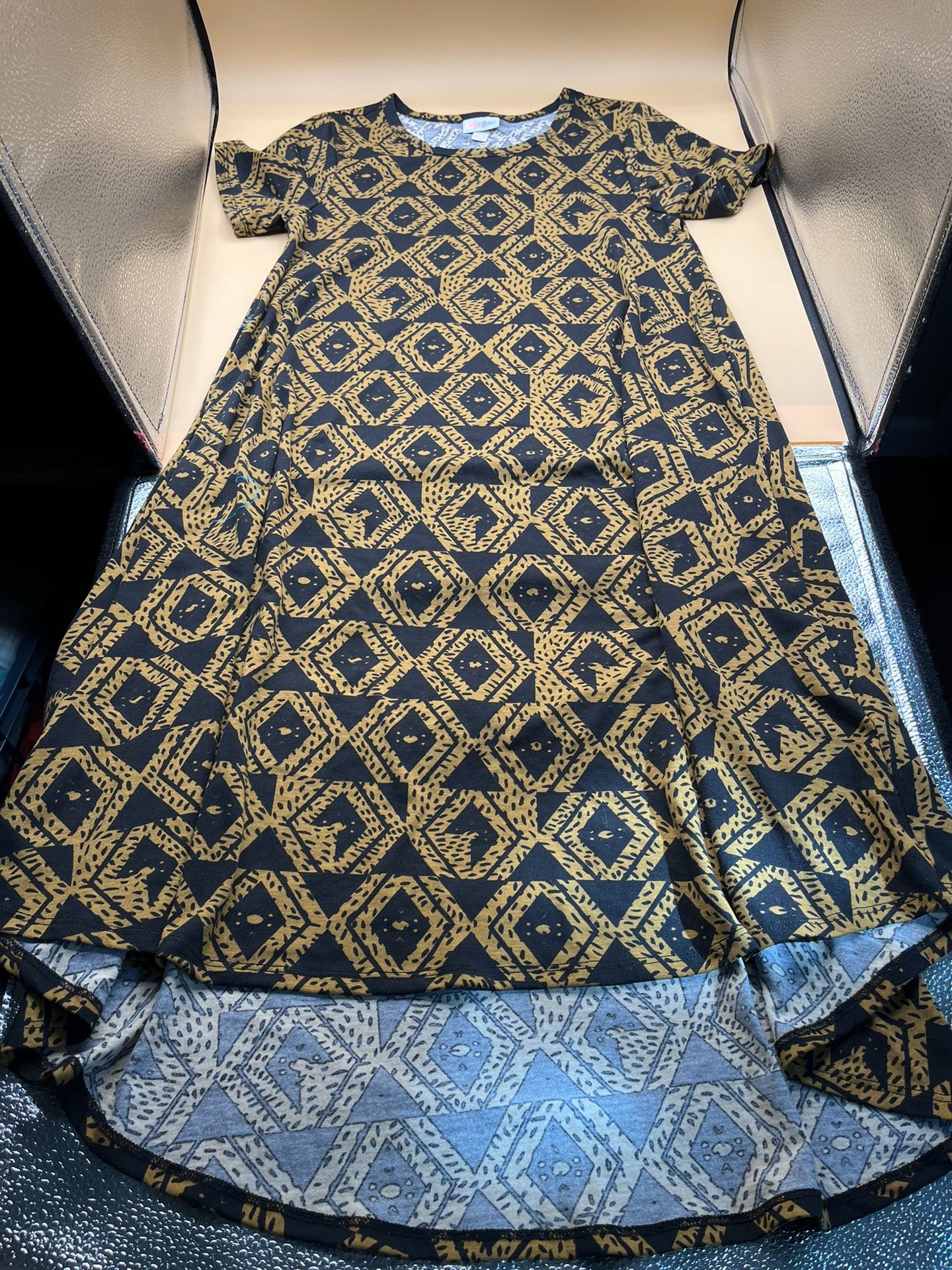 LulaRoe Carly Flowy Dress Geometric Diamond Design