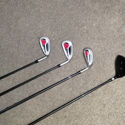 Golf Clubs 