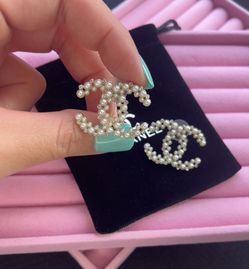 New beautiful style for Mother’s Day comes with logo dust bag