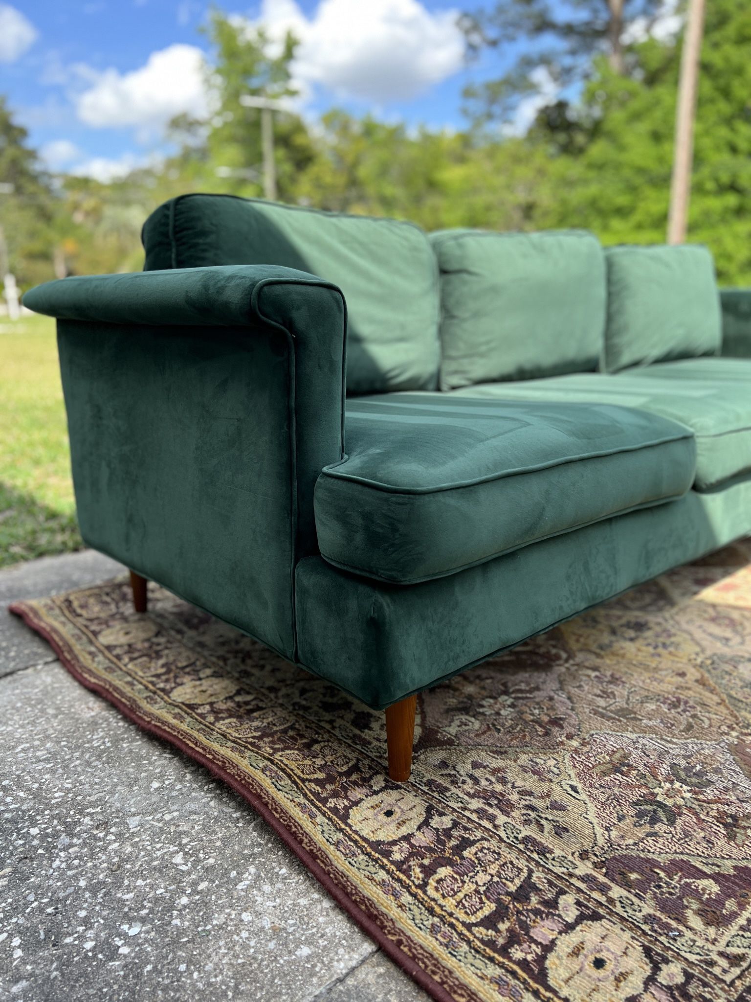 Green Velvet Couch. Trendy. Mid century Modern