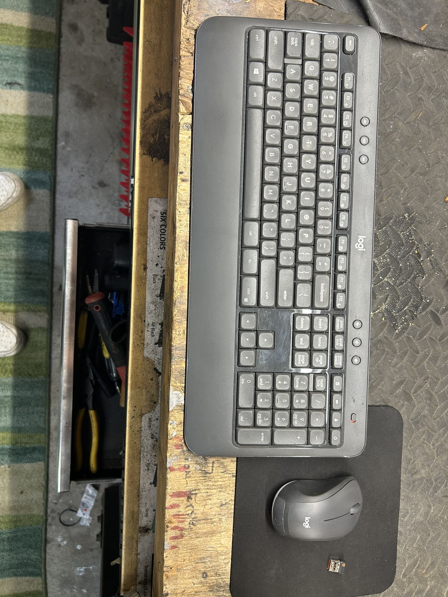 Wireless keyboard and mouse
