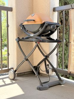 Weber Q1200 Portable Propane Grill + Matching Weber Rolling Cart