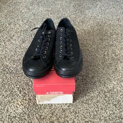 Men’s 9.5 Converse  Mono Black Chuck 70 low top