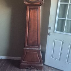 Grandfather Clock 