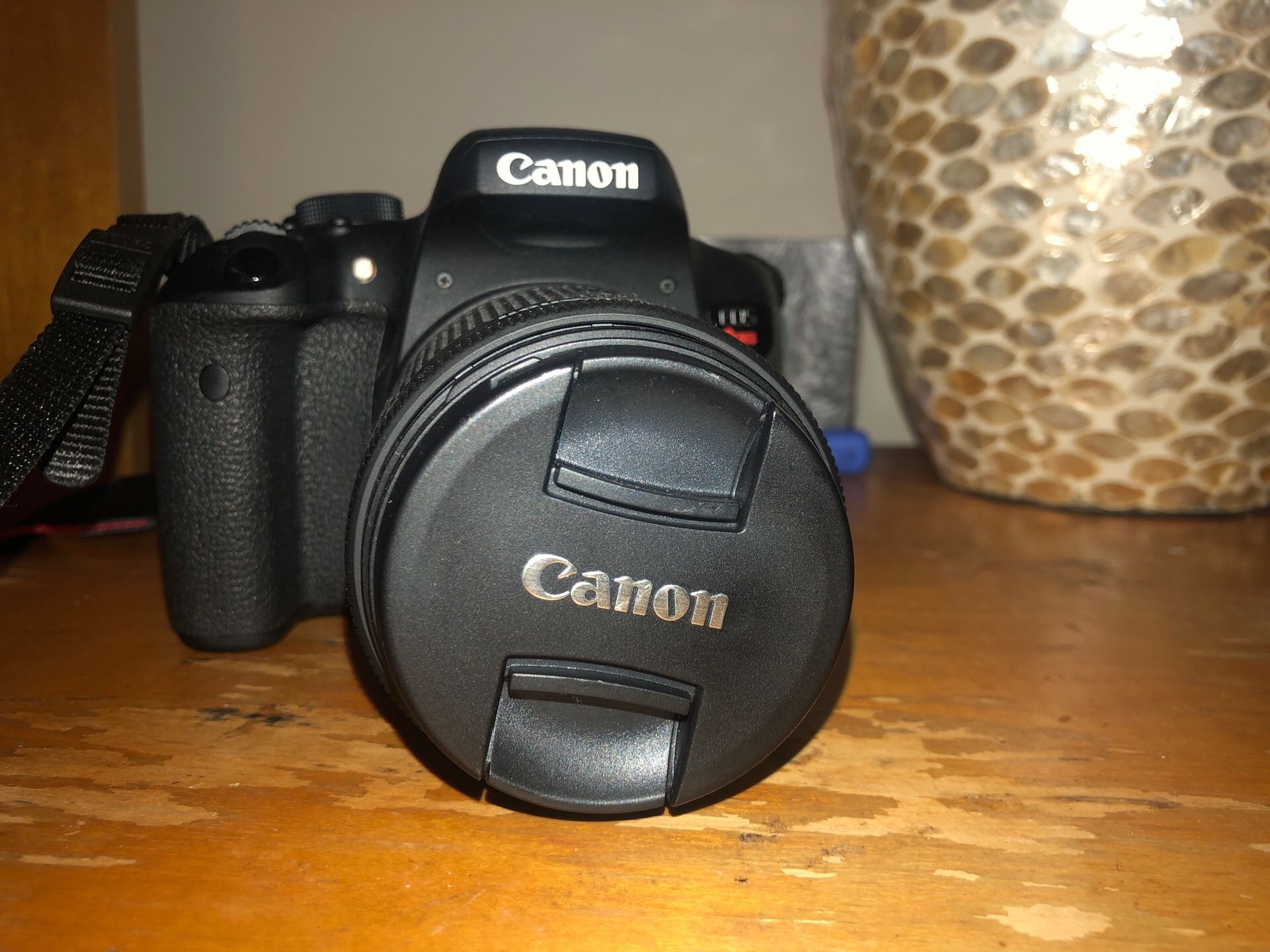 Canon EOS Rebel T6i with two lenses and charger