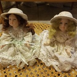 Vintage Mini porcelain dolls.