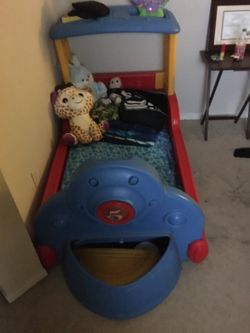Kids' Choo Choo Train Bed